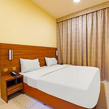Oyo 925 Emirates Hotel Dubaï Extérieur photo