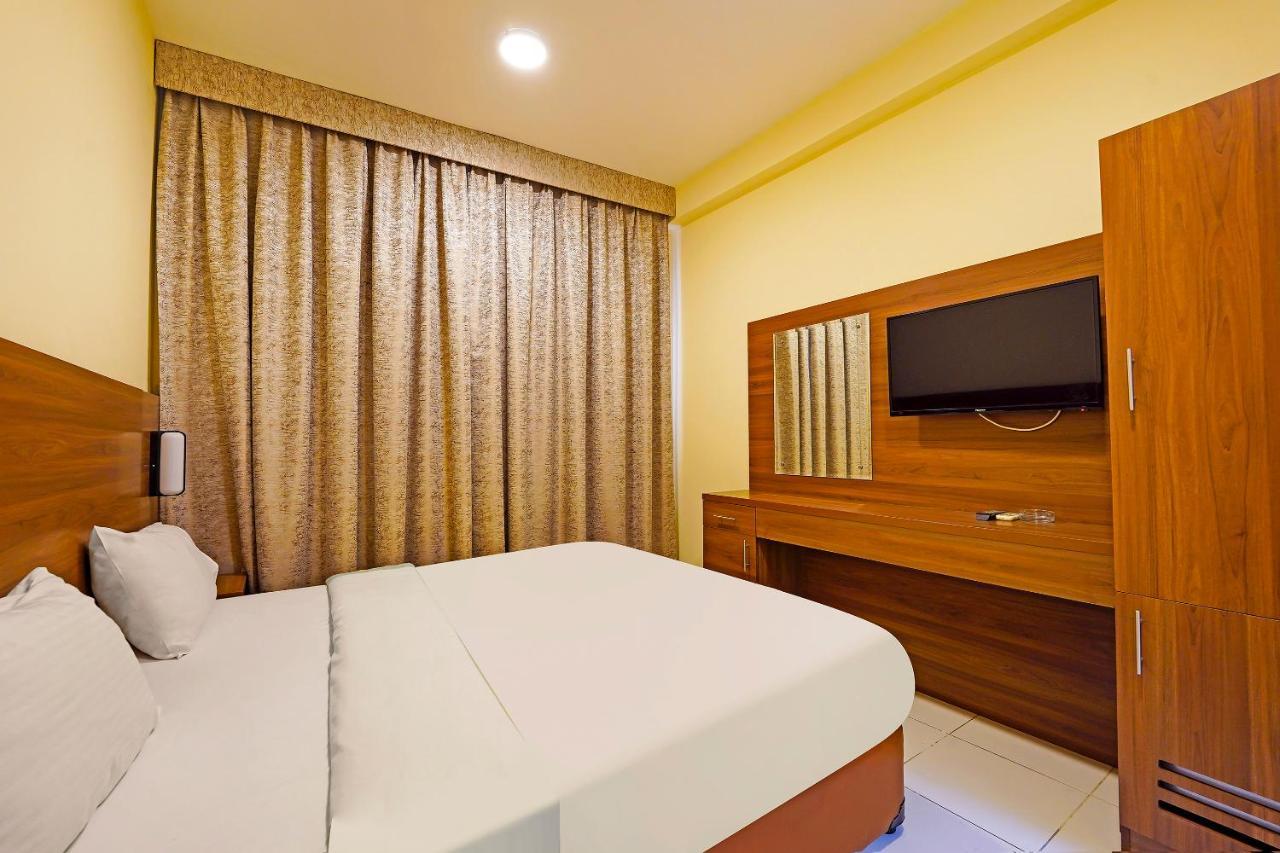 Oyo 925 Emirates Hotel Dubaï Extérieur photo